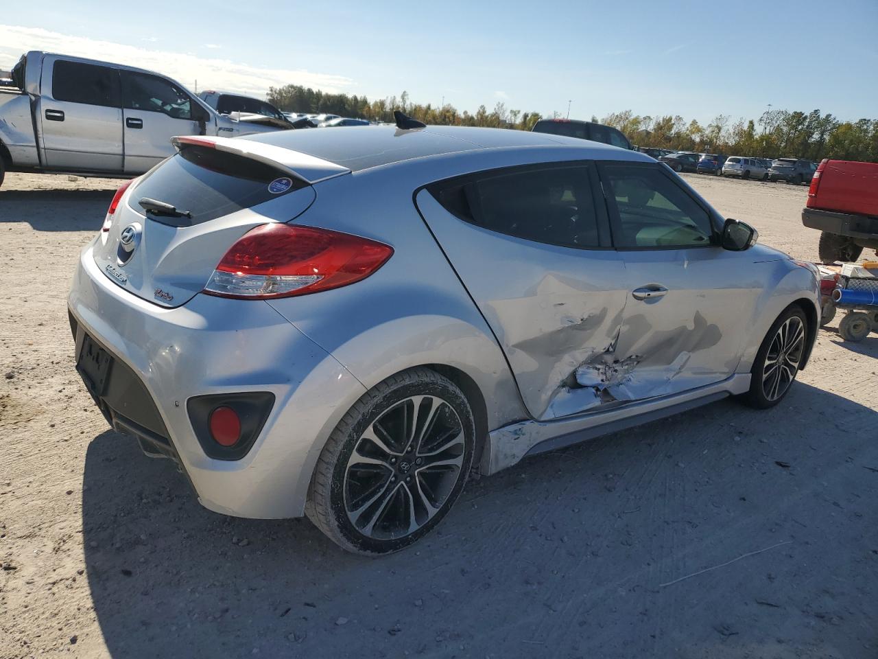 Lot #3030619134 2016 HYUNDAI VELOSTER T