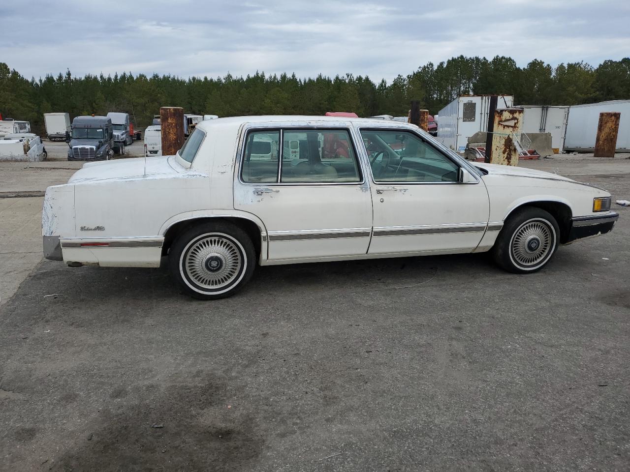 Lot #3036974724 1992 CADILLAC DEVILLE