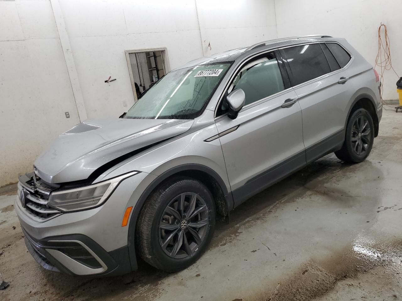 VOLKSWAGEN TIGUAN SE