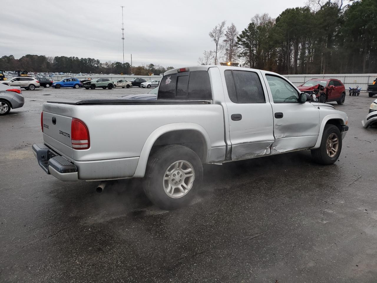 Lot #3028527940 2004 DODGE DAKOTA QUA