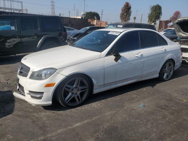 VIN WDDGF4HB5DR272576 2013 MERCEDES-BENZ C-CLASS no.1