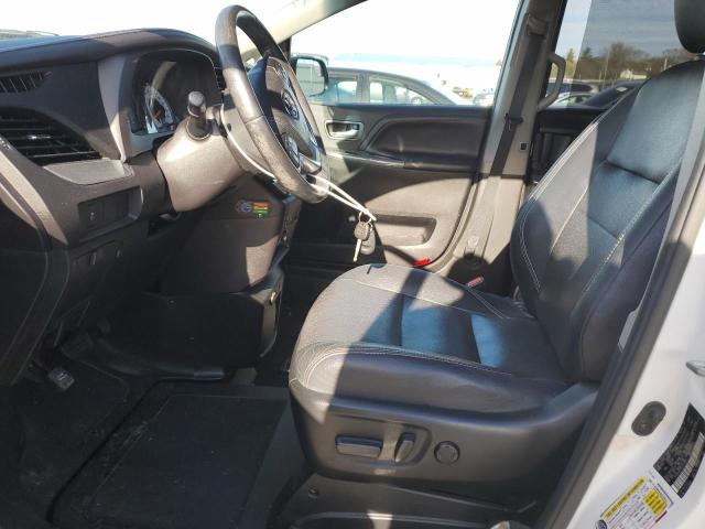 2016 TOYOTA SIENNA SE 5TDXK3DC8GS761963
