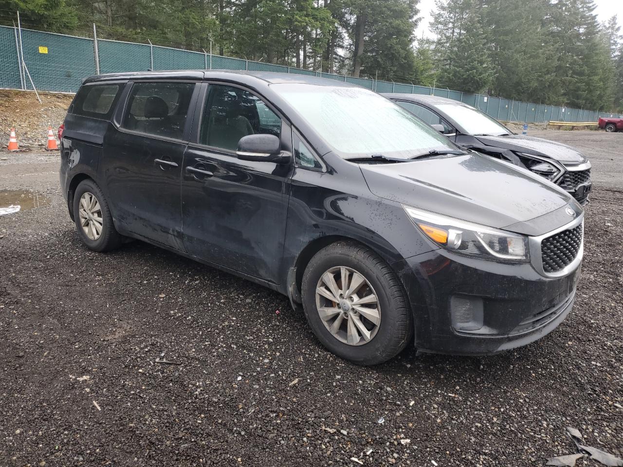 Lot #3021046517 2016 KIA SEDONA L