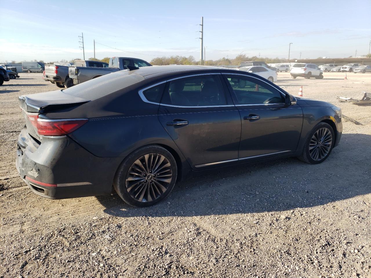 Lot #3029700076 2017 KIA CADENZA PR