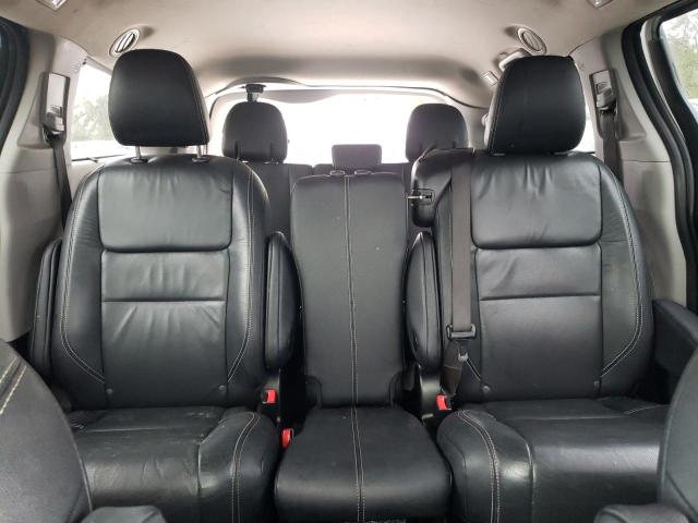 2018 TOYOTA SIENNA SE 5TDXZ3DC9JS938524