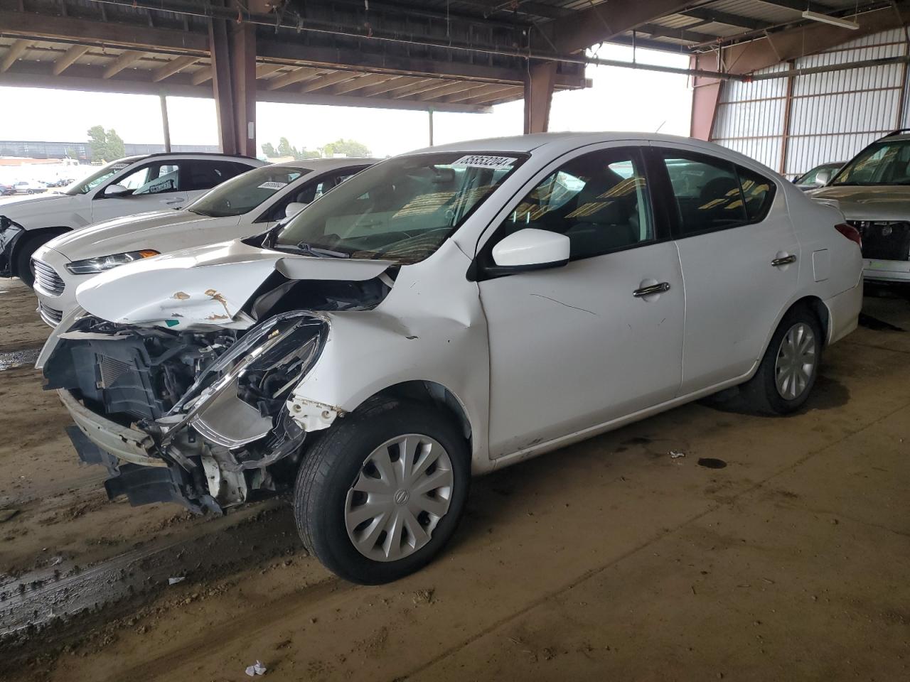 Lot #3031415697 2015 NISSAN VERSA S