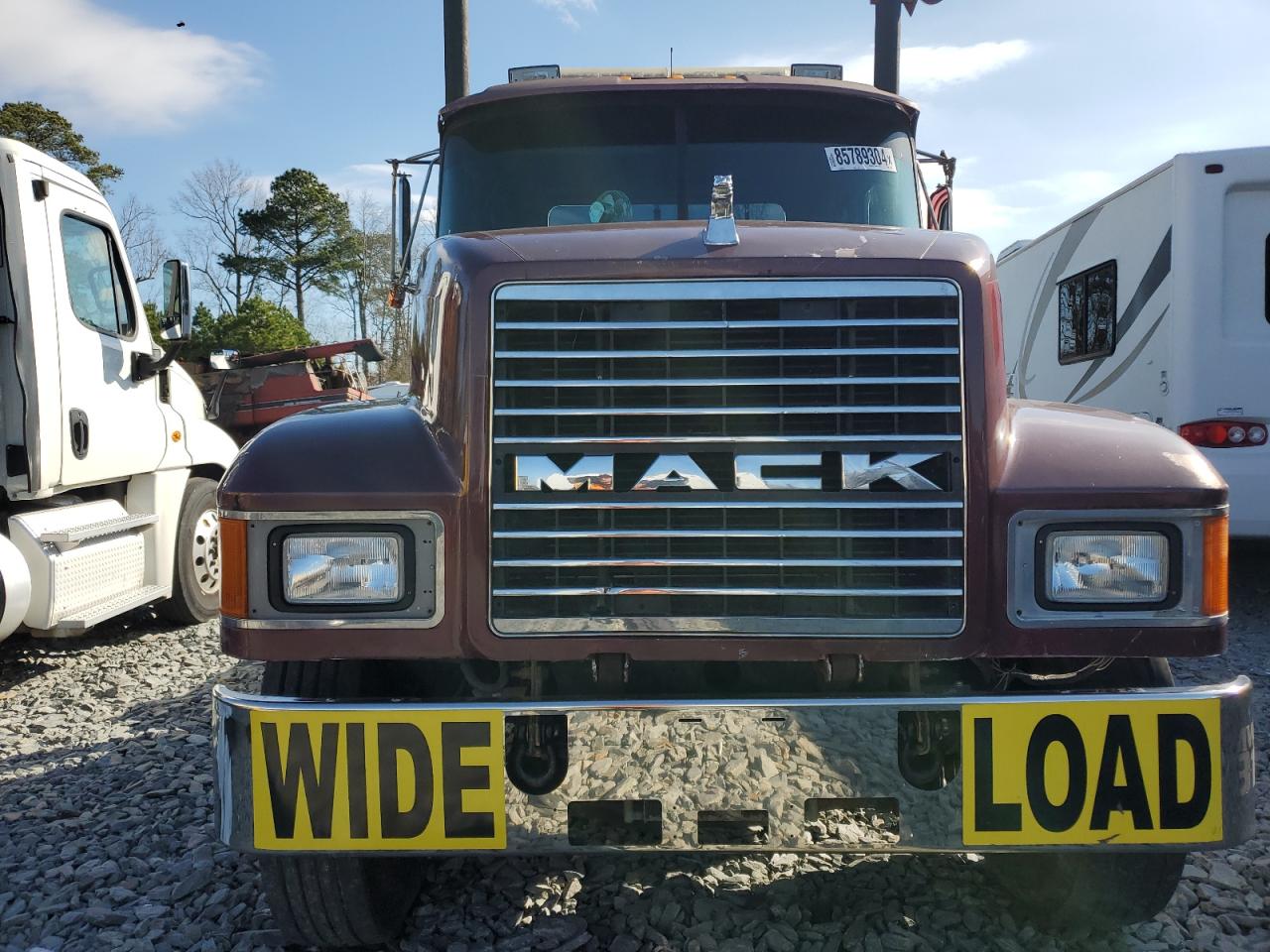 Lot #3044632234 1998 MACK 600 CH600