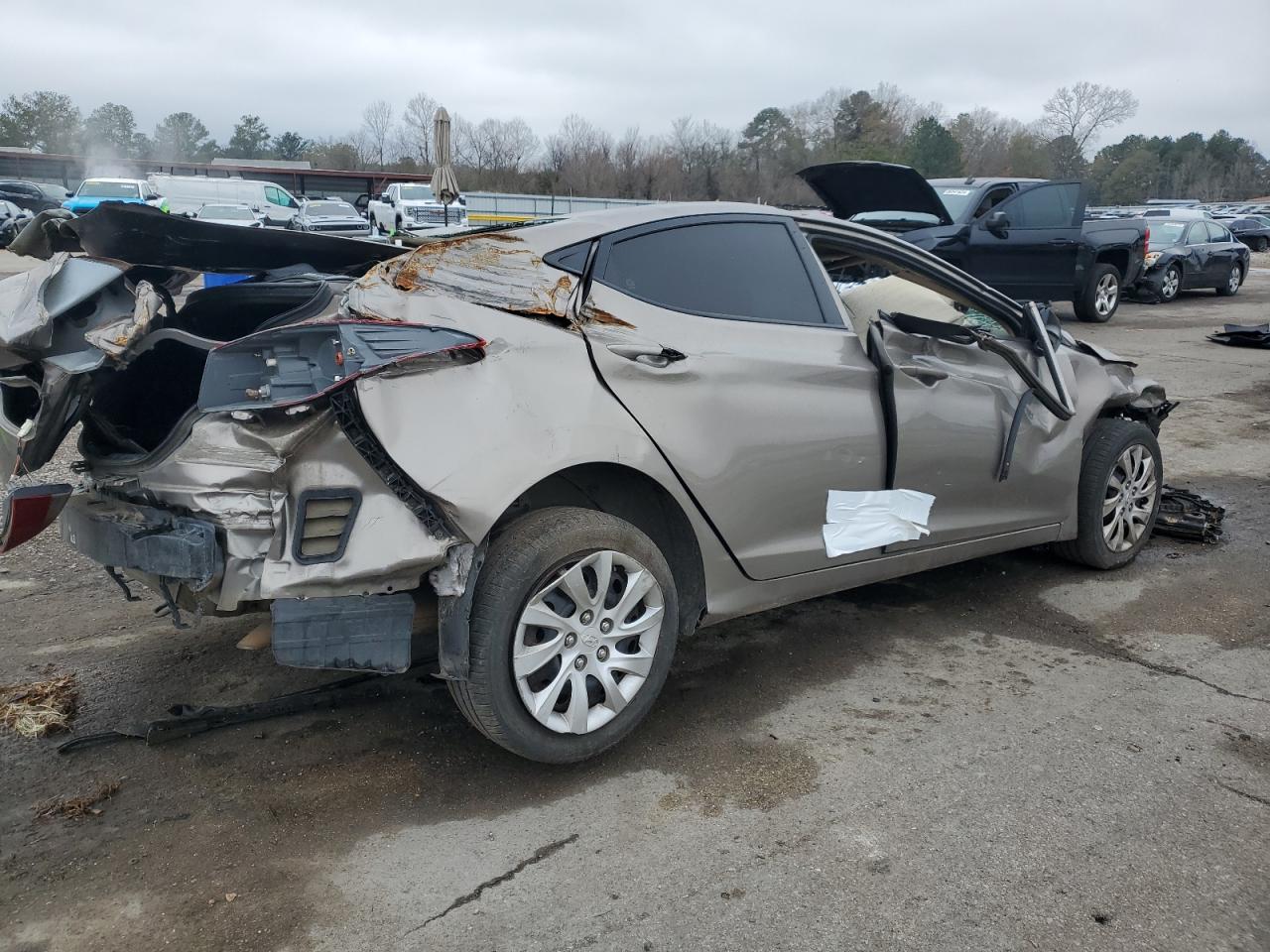 Lot #3037171507 2013 HYUNDAI ELANTRA GL