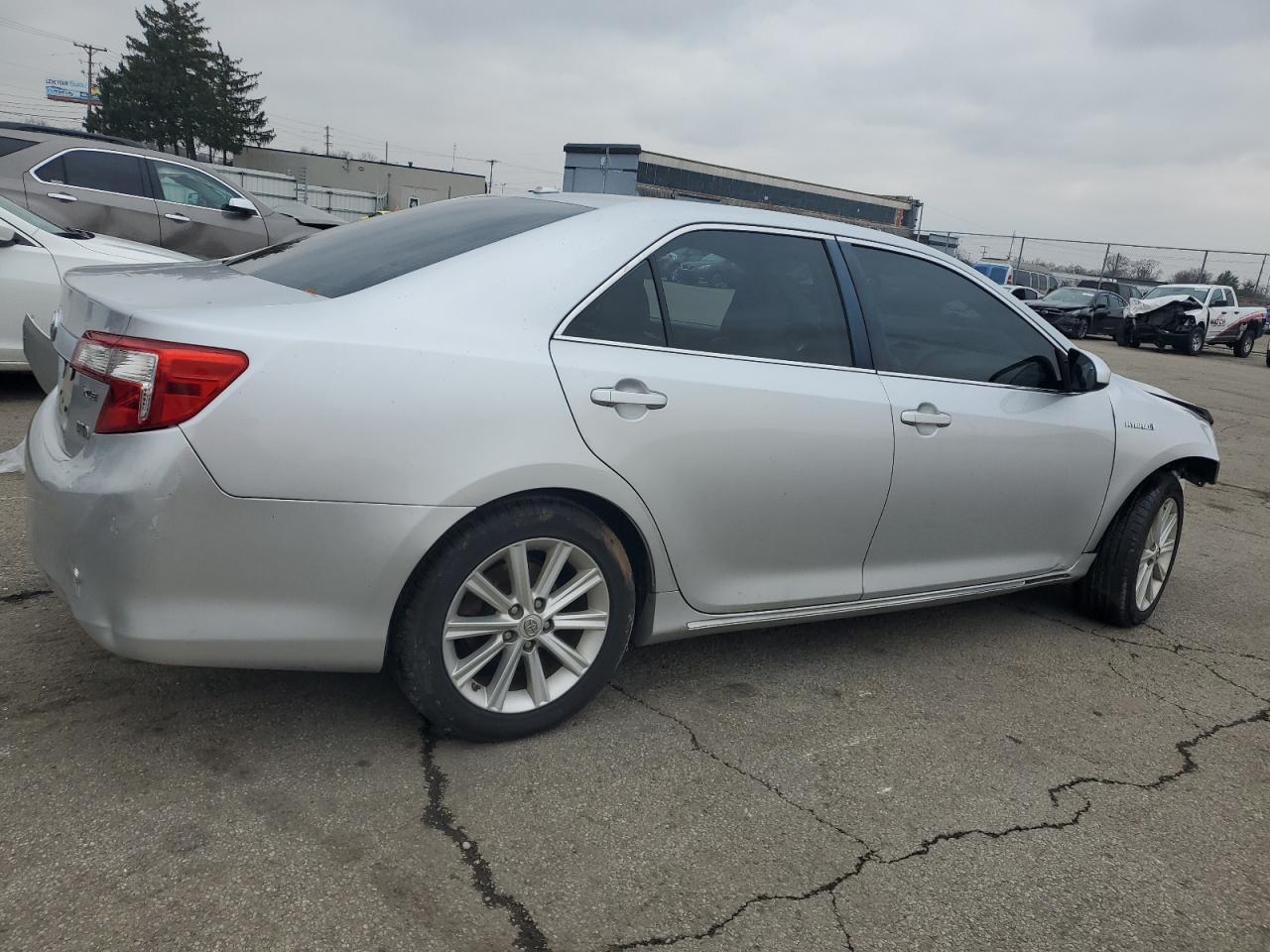 Lot #3029466749 2013 TOYOTA CAMRY HYBR