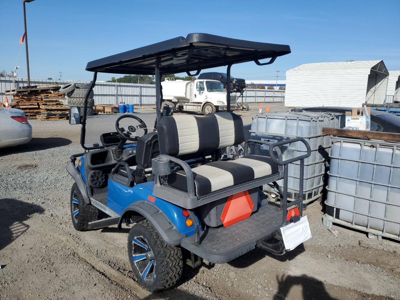 Lot #3033046996 2020 HDK GOLF CART