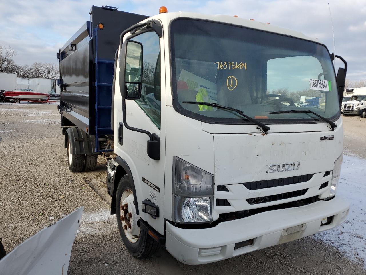 Lot #3028308794 2017 ISUZU NPR HD