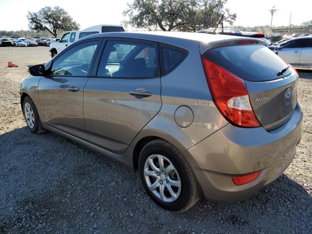 VIN KMHCT5AE5DU111097 2013 HYUNDAI ACCENT no.2