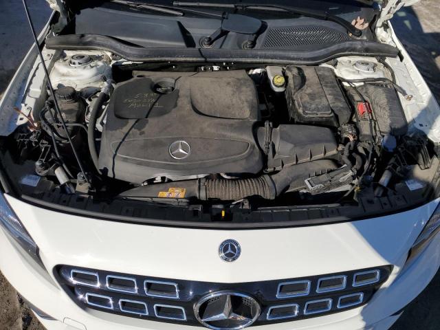 2018 MERCEDES-BENZ GLA 250 4M - WDCTG4GB3JJ406352