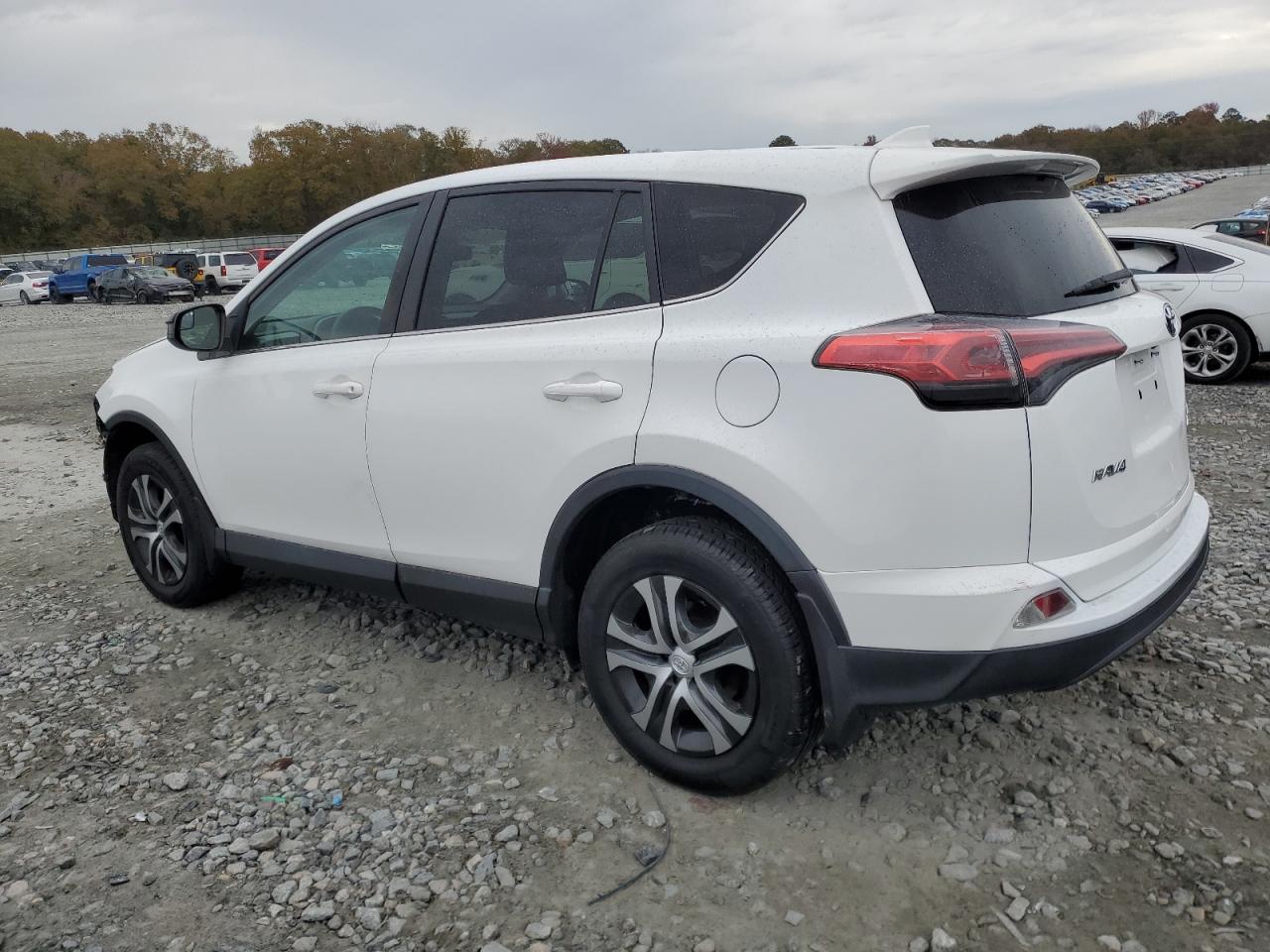 Lot #3034403106 2018 TOYOTA RAV4 LE