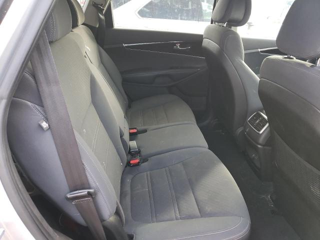 2016 KIA SORENTO LX - 5XYPG4A38GG114391