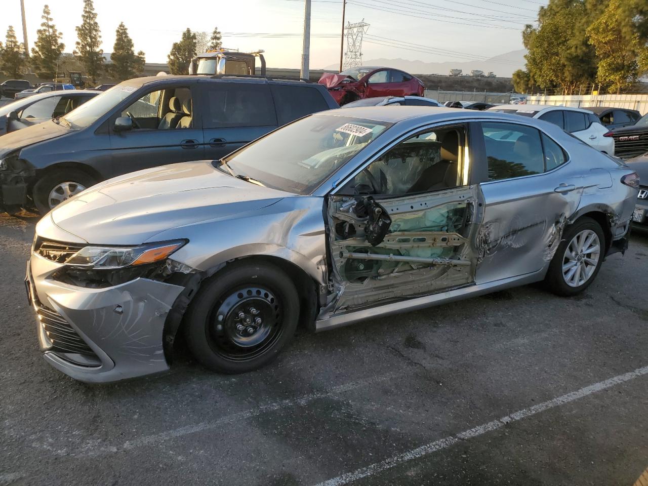 4T1C11AK6MU540673 TOYOTA CAMRY LE 2021