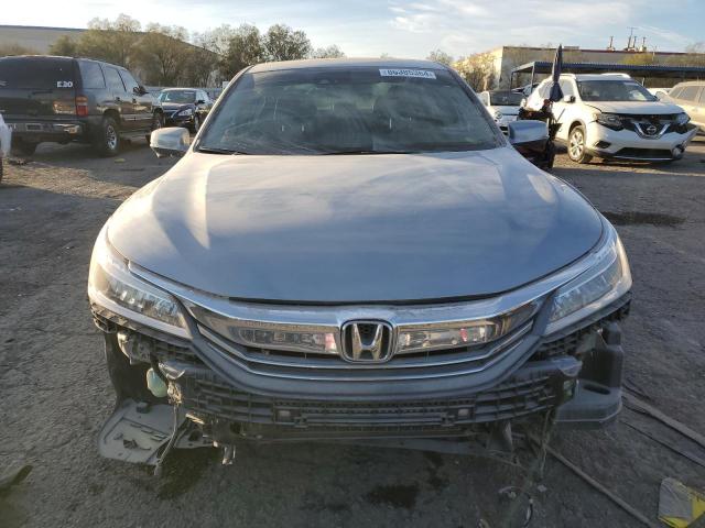 2017 HONDA ACCORD TOU - 1HGCR3F92HA013544