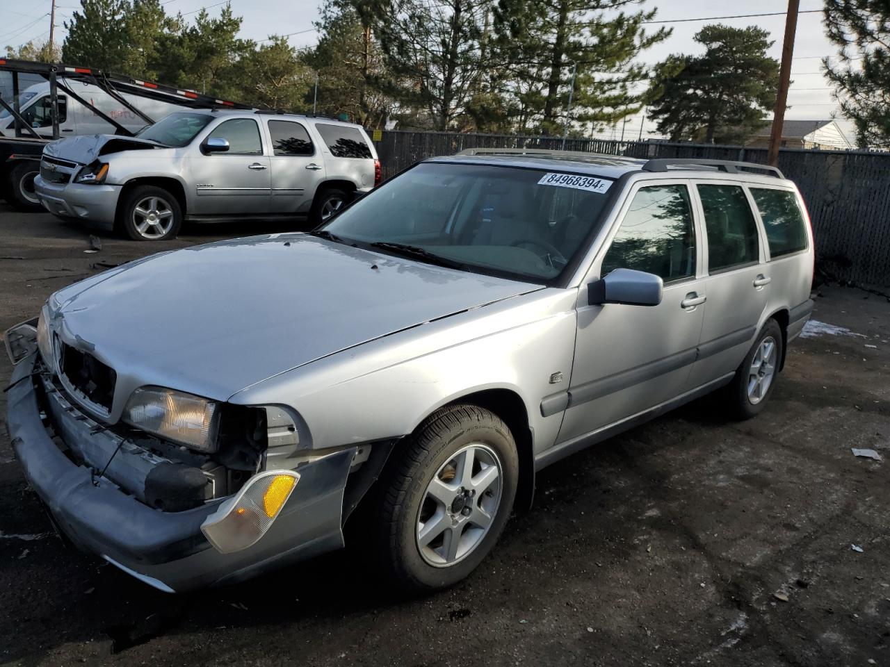 Lot #3026236279 1999 VOLVO V70 XC