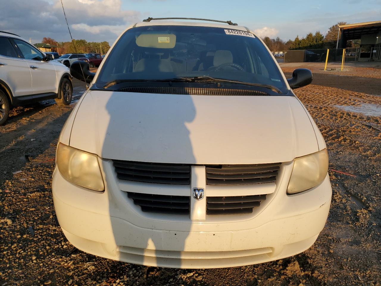 Lot #3029618088 2005 DODGE CARAVAN SX