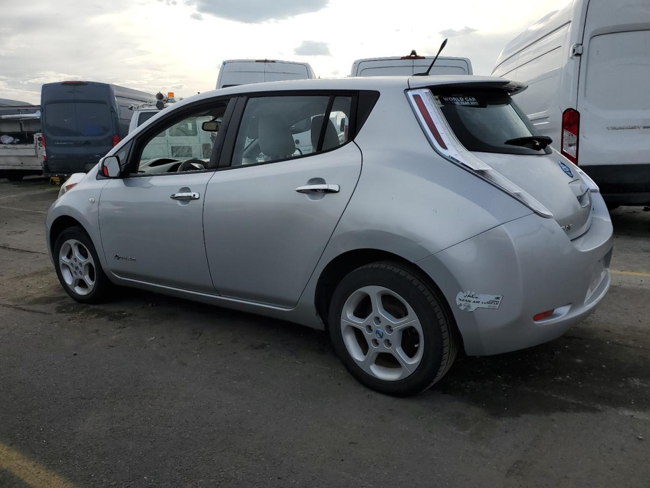 Lot #3033417105 2011 NISSAN LEAF SV