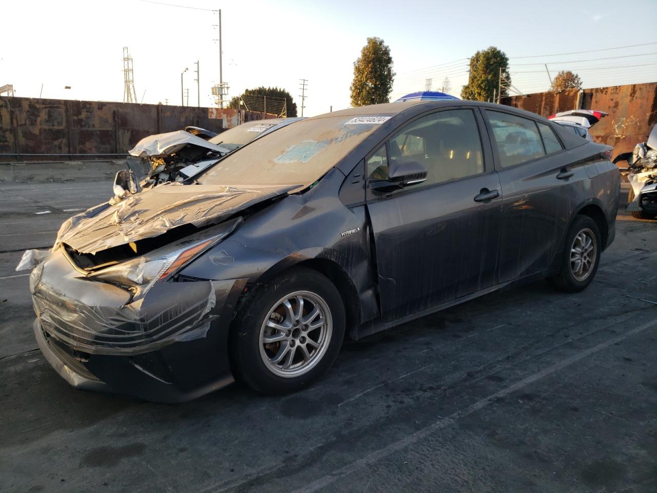 TOYOTA PRIUS