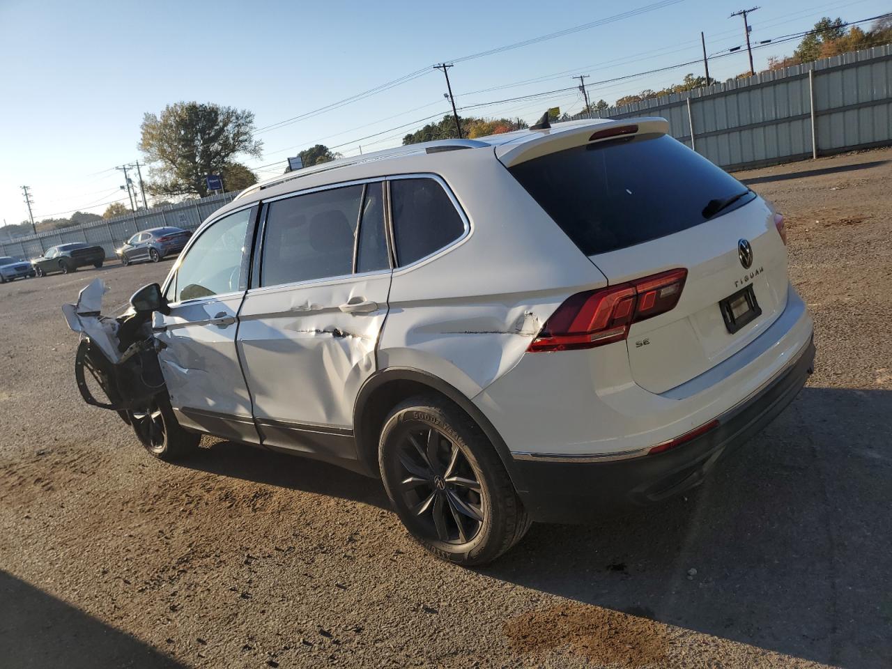 Lot #3038047200 2022 VOLKSWAGEN TIGUAN SE