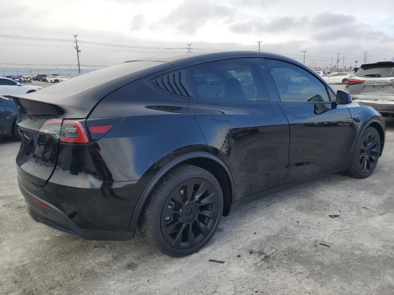 Lot #3037886301 2023 TESLA MODEL Y