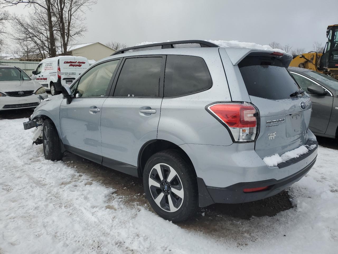 Lot #3040717766 2018 SUBARU FORESTER 2