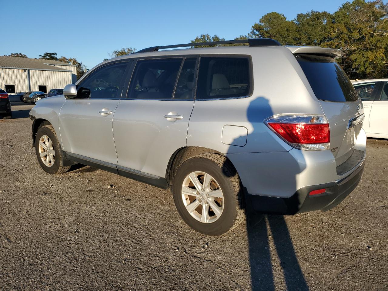 Lot #3024190819 2012 TOYOTA HIGHLANDER