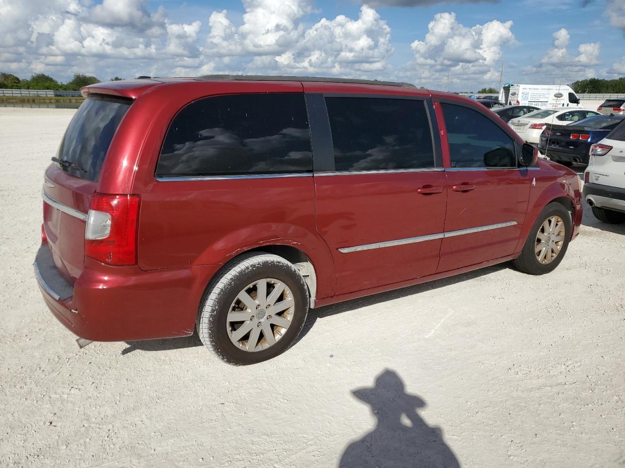 Lot #3028653319 2014 CHRYSLER TOWN & COU