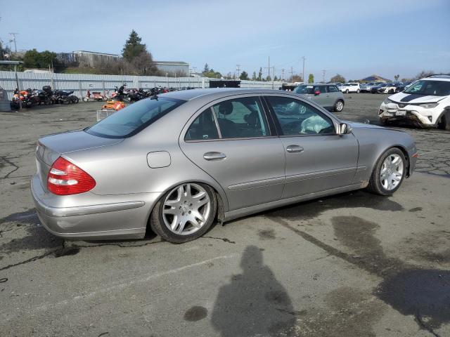 MERCEDES-BENZ E 500 2003 silver  gas WDBUF70JX3A180716 photo #4