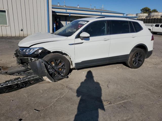VOLKSWAGEN TIGUAN SE
