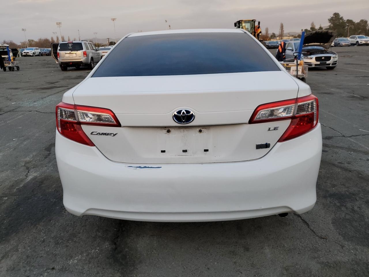 Lot #3041956199 2012 TOYOTA CAMRY HYBR