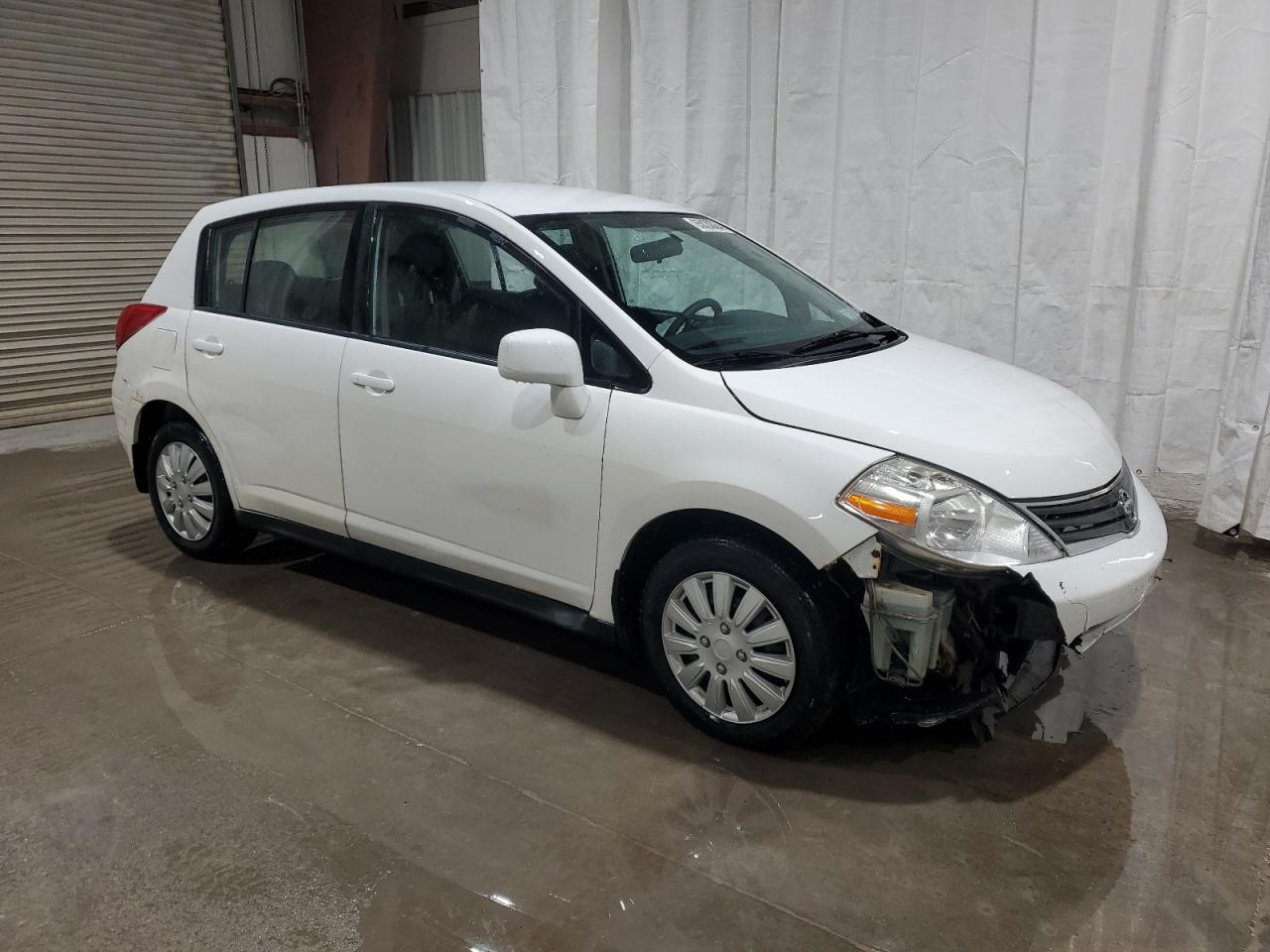 Lot #3033022030 2010 NISSAN VERSA S