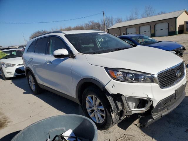 VIN 5XYPG4A3XGG045865 2016 KIA SORENTO no.4