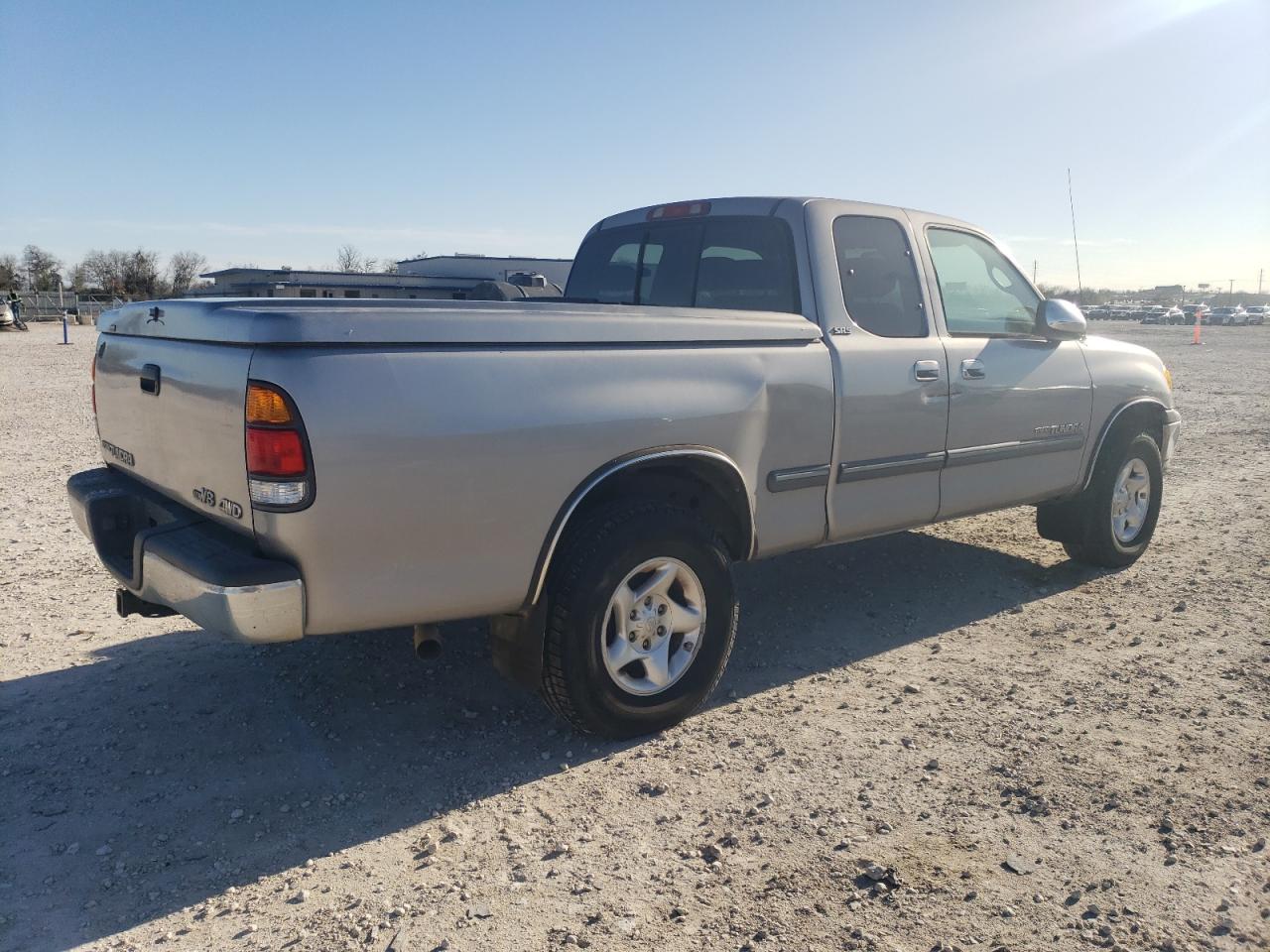 Lot #3030674100 2002 TOYOTA TUNDRA ACC