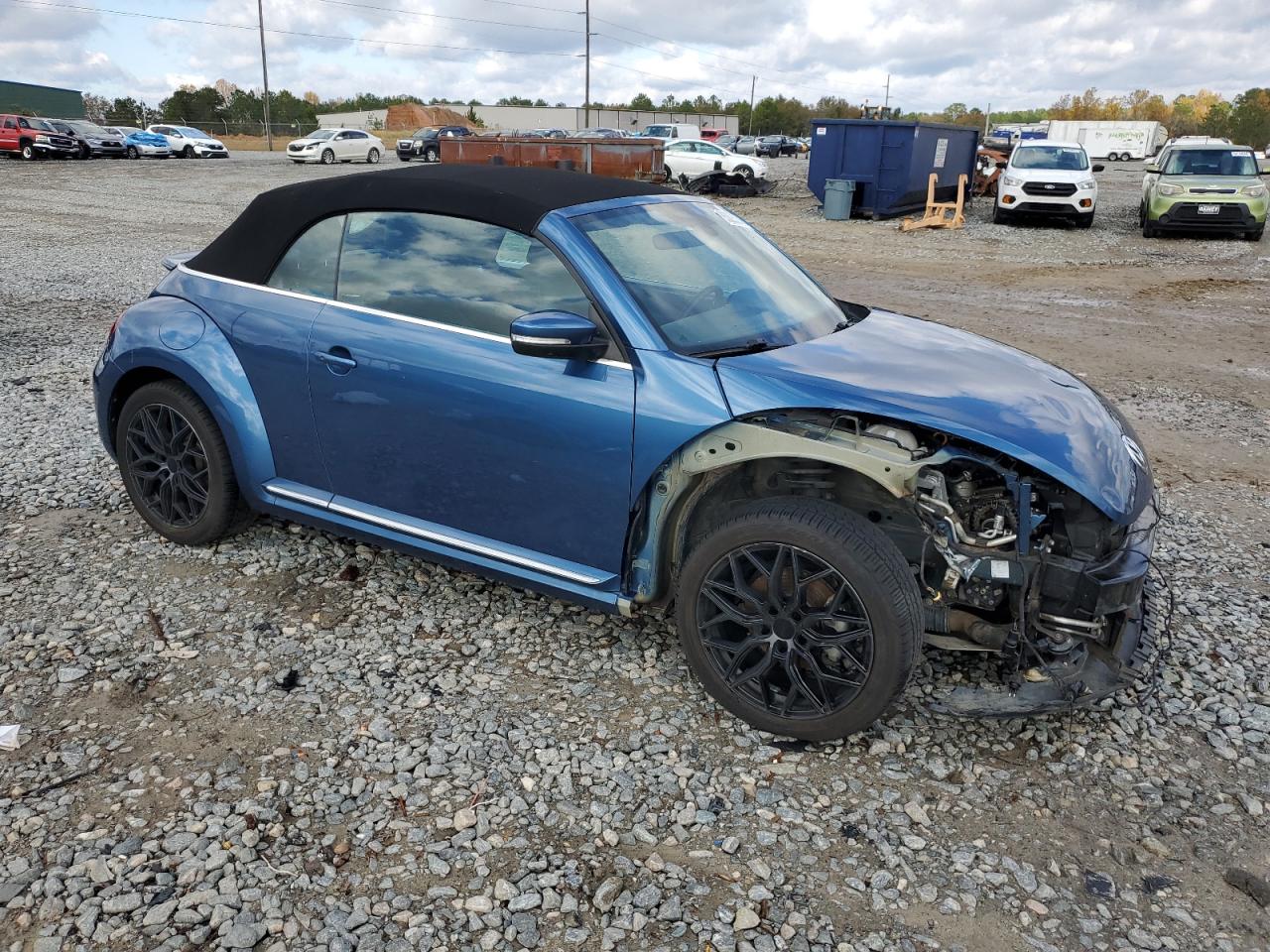 Lot #3025784322 2019 VOLKSWAGEN BEETLE S