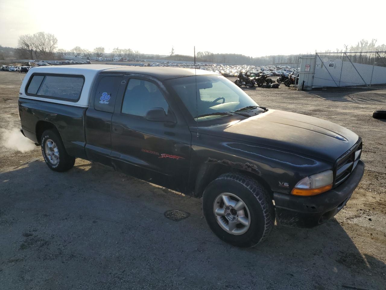 Lot #3050643090 1999 DODGE DAKOTA