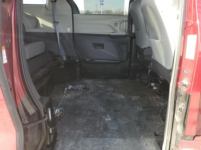 2022 TOYOTA SIENNA XLE - 5TDJRKEC1NS080079