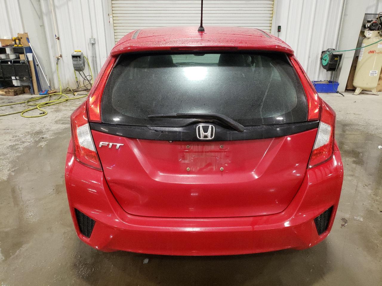 Lot #3023395293 2015 HONDA FIT LX