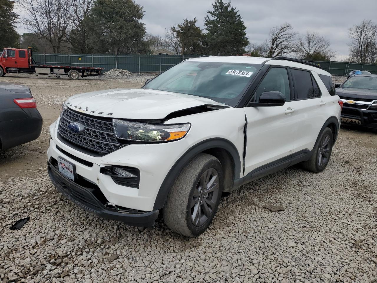  Salvage Ford Explorer