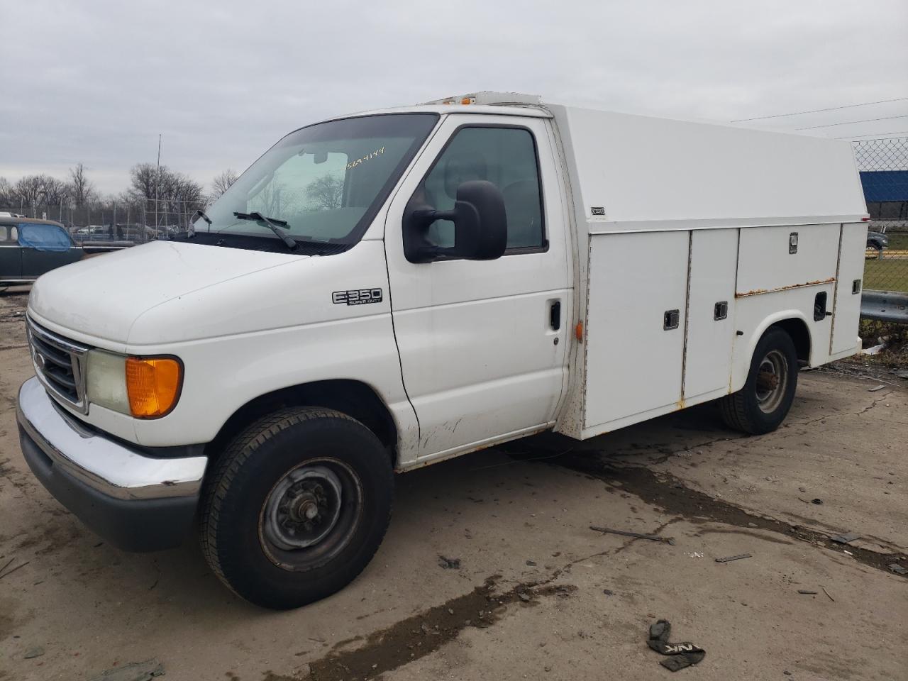 Lot #3033050029 2004 FORD ECONOLINE