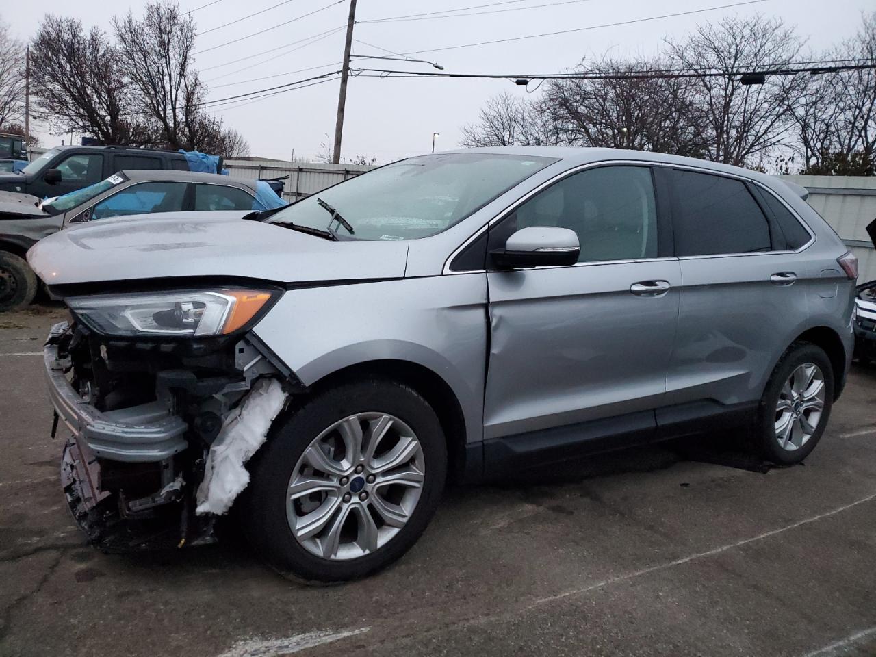  Salvage Ford Edge