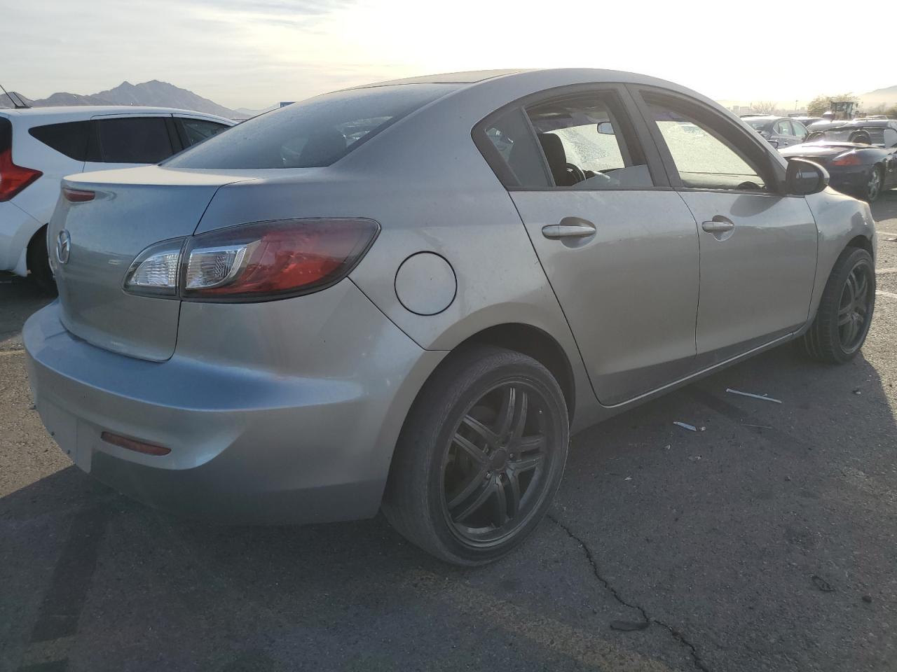 Lot #3037244497 2013 MAZDA 3 I