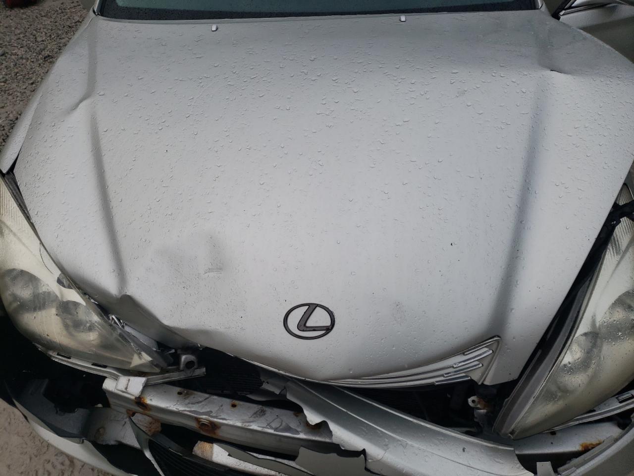 Lot #3045648650 2004 LEXUS ES 330