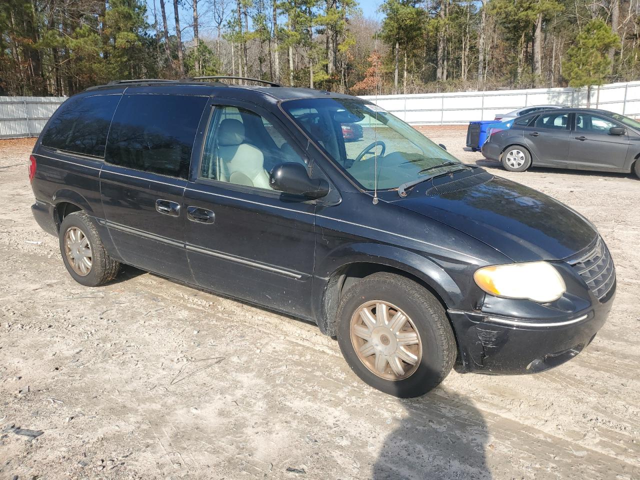 Lot #3029505372 2007 CHRYSLER TOWN & COU