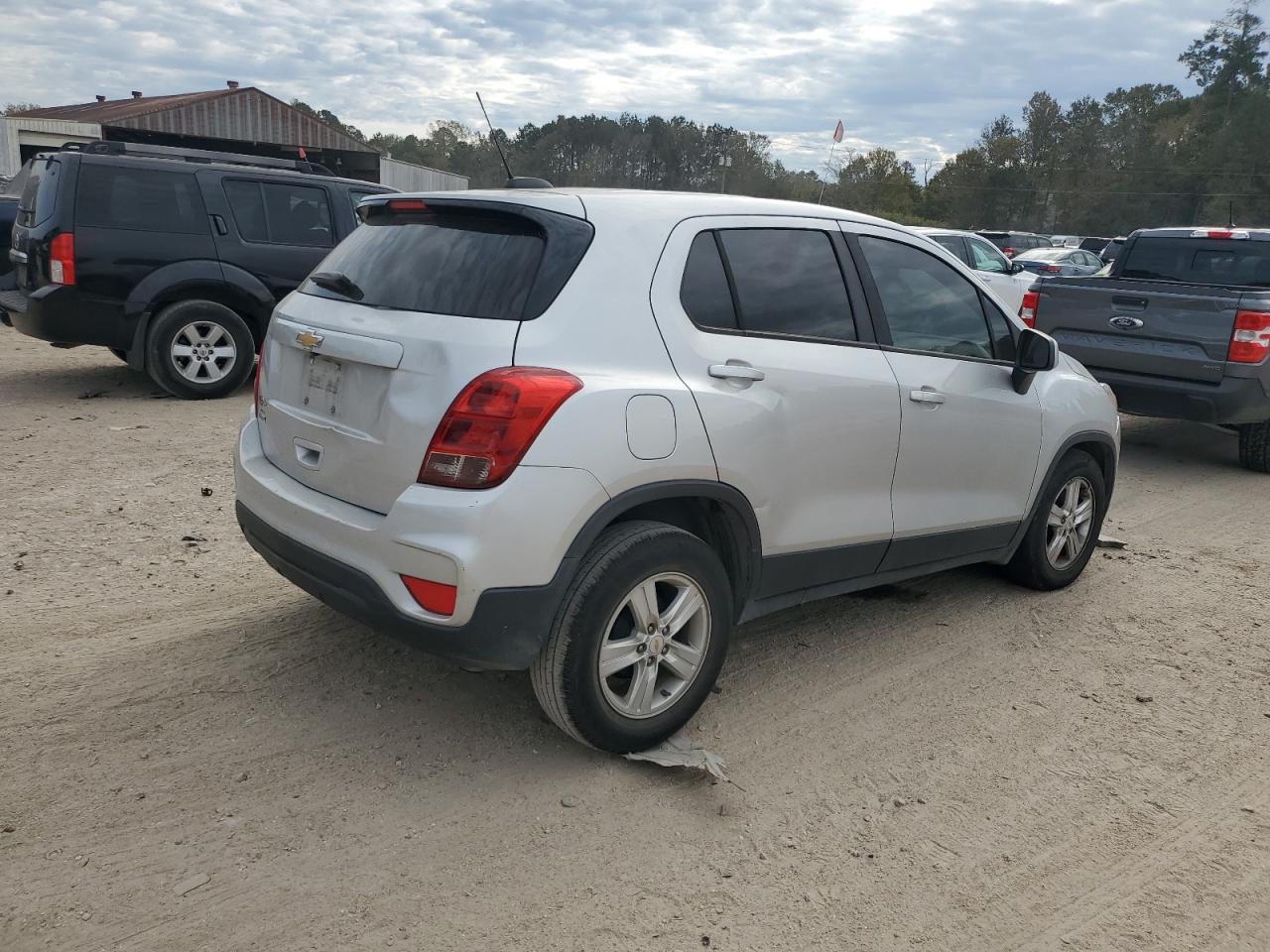 Lot #3033260846 2020 CHEVROLET TRAX LS