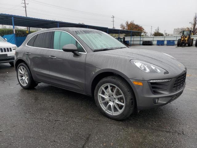 VIN WP1AB2A54FLB57671 2015 PORSCHE MACAN no.4