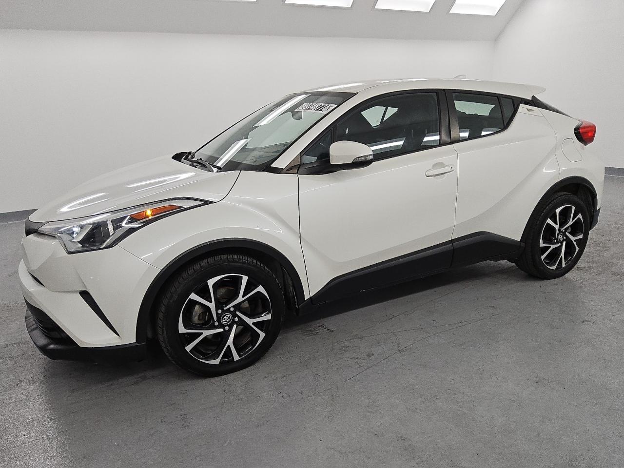 Lot #3033030038 2018 TOYOTA C-HR XLE