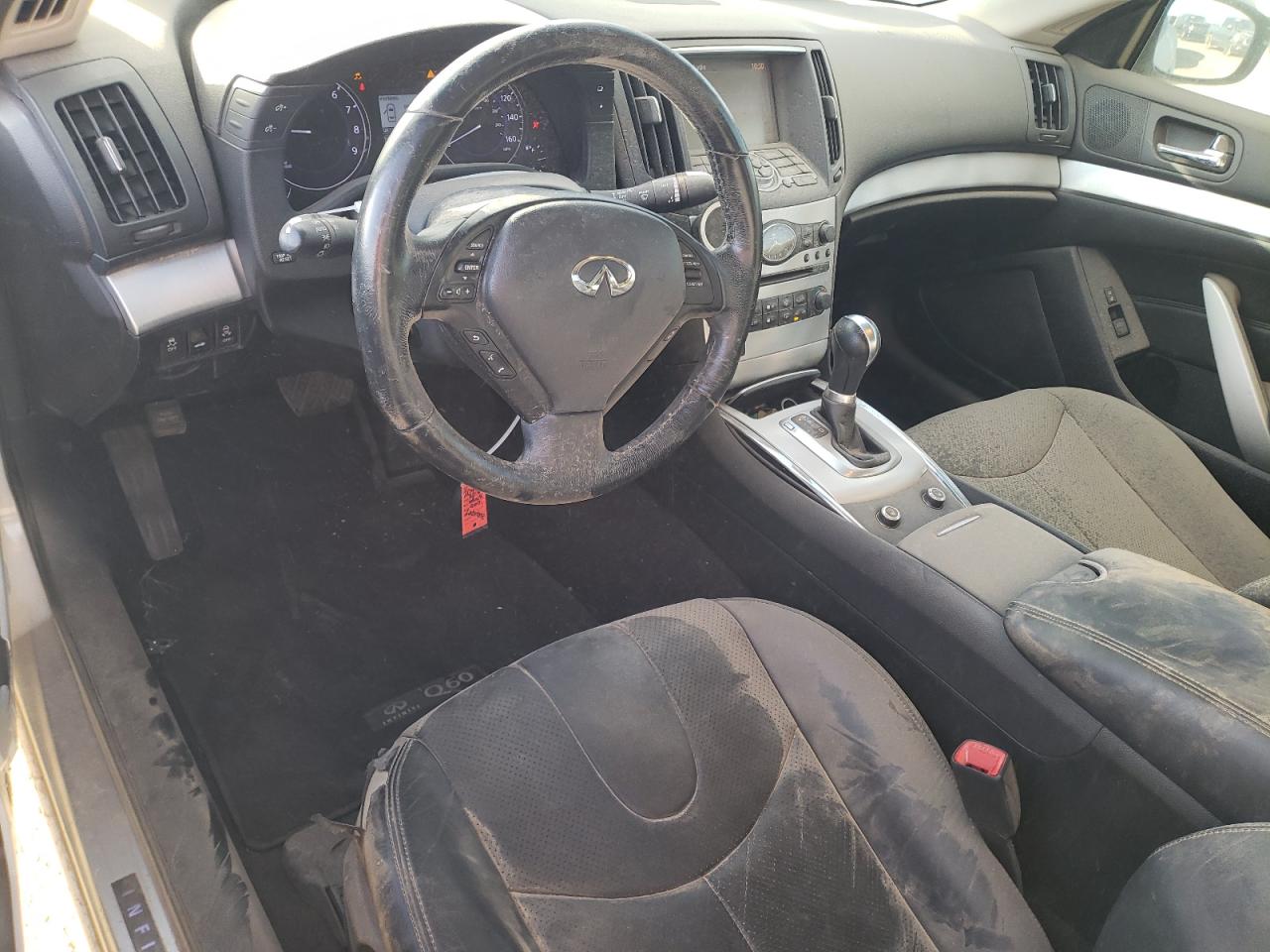 INFINITI Q60 JOURNEY